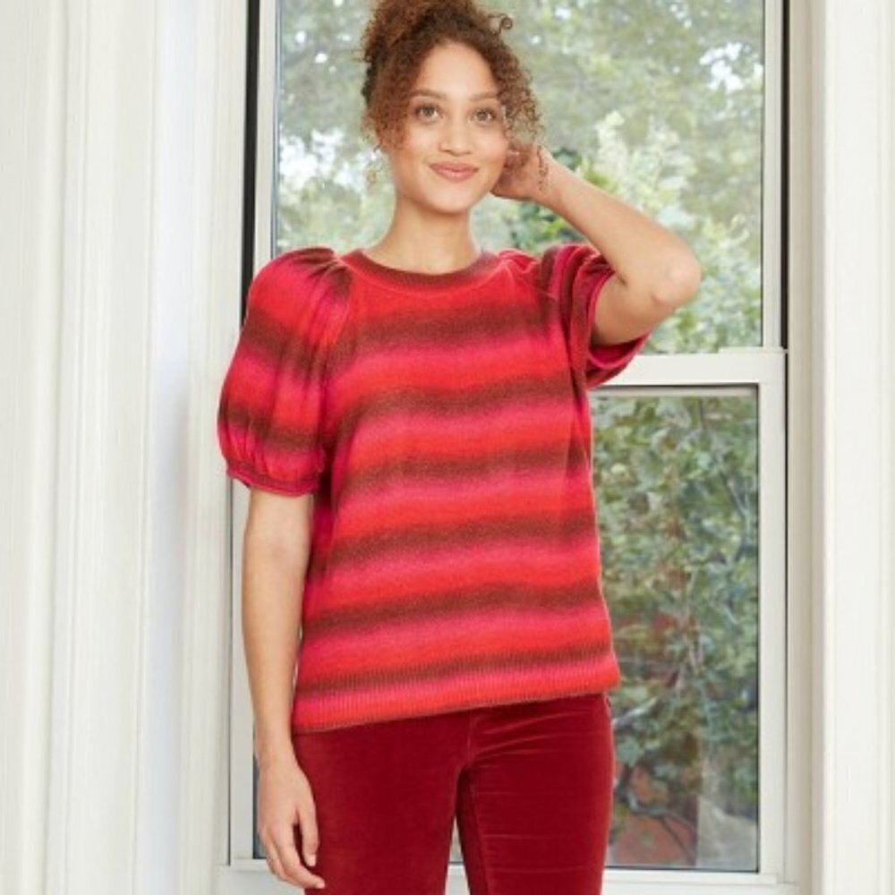 Short Sleeve Crewneck Pullover Sweater